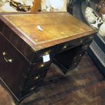 136 4202 WRITING DESK